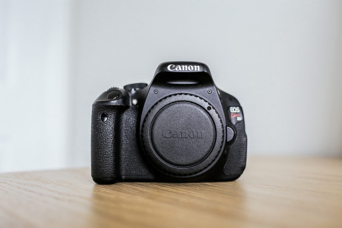 Free stock image of Canon DSLR Camera