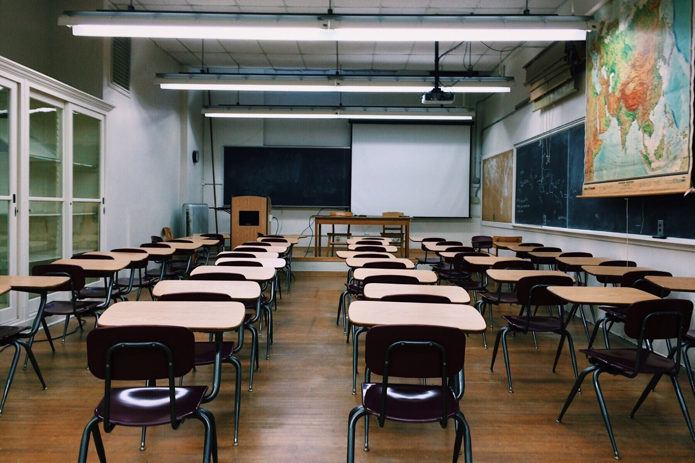 14 Free CC0 Classroom Stock Photos 