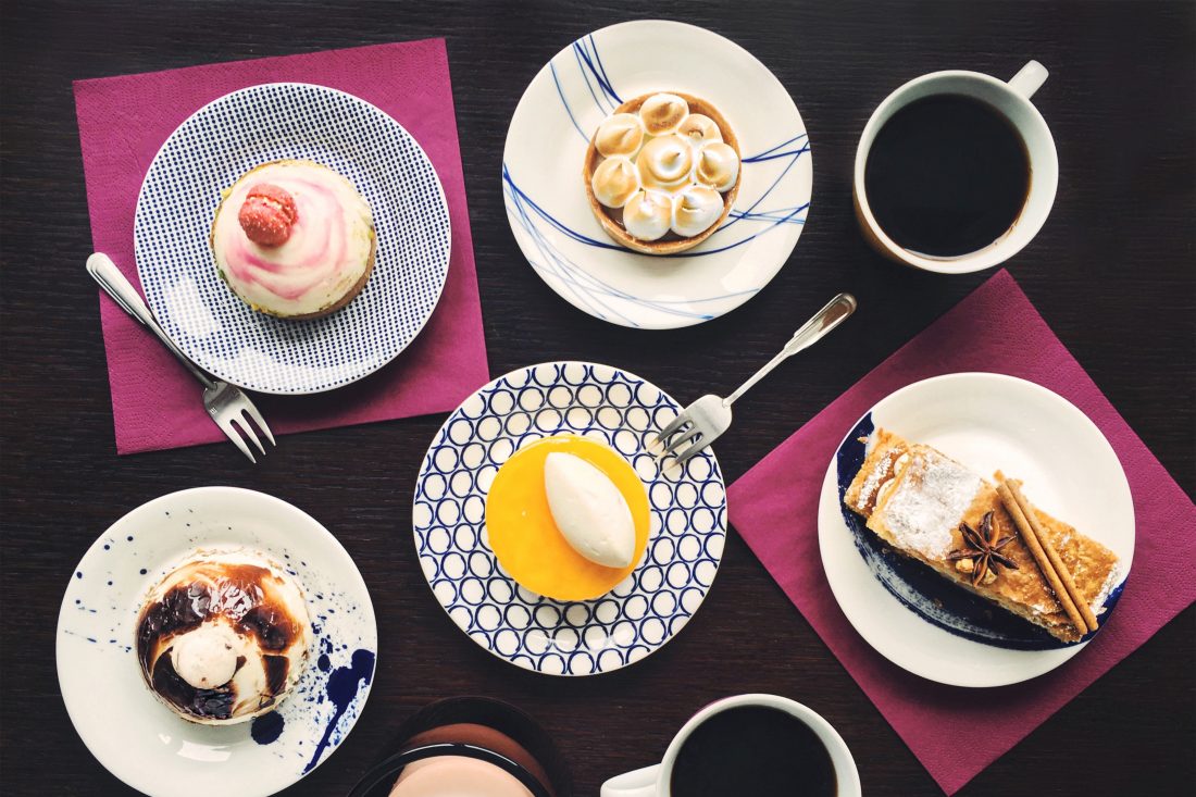 Free stock image of Coffee & Cakes