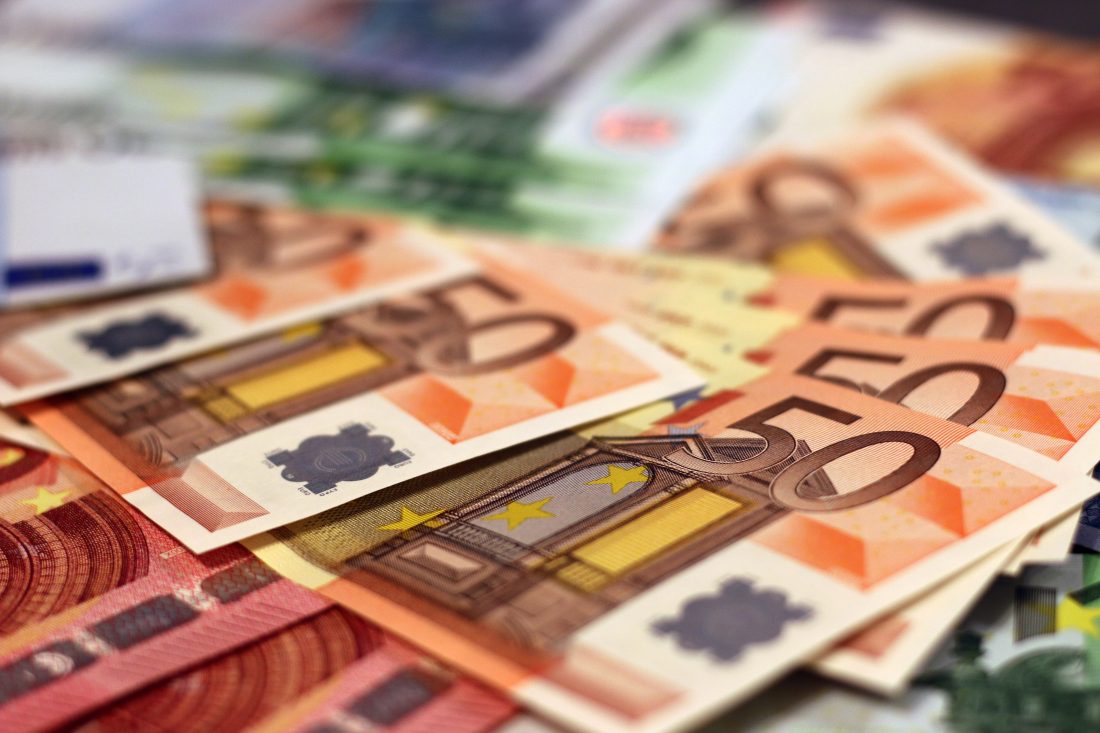 Free stock image of Euros Cash