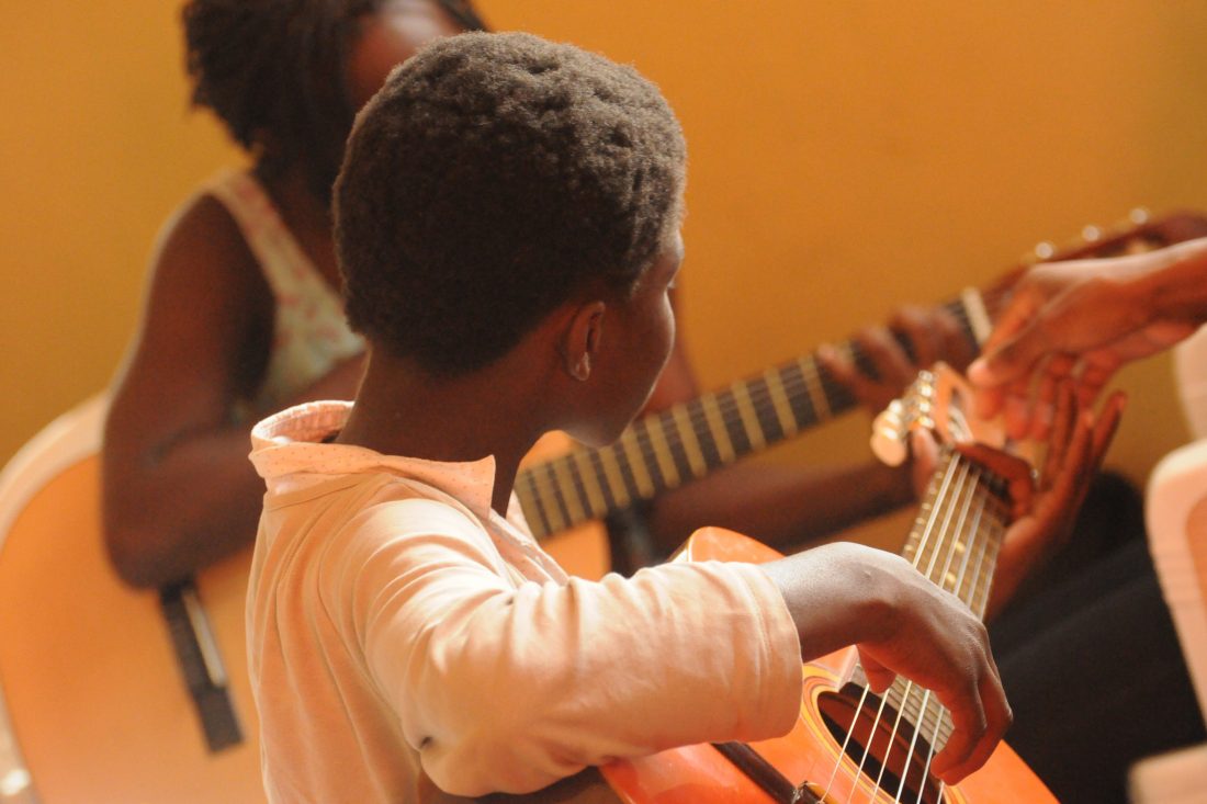 Free stock image of Africans Playing Guitar