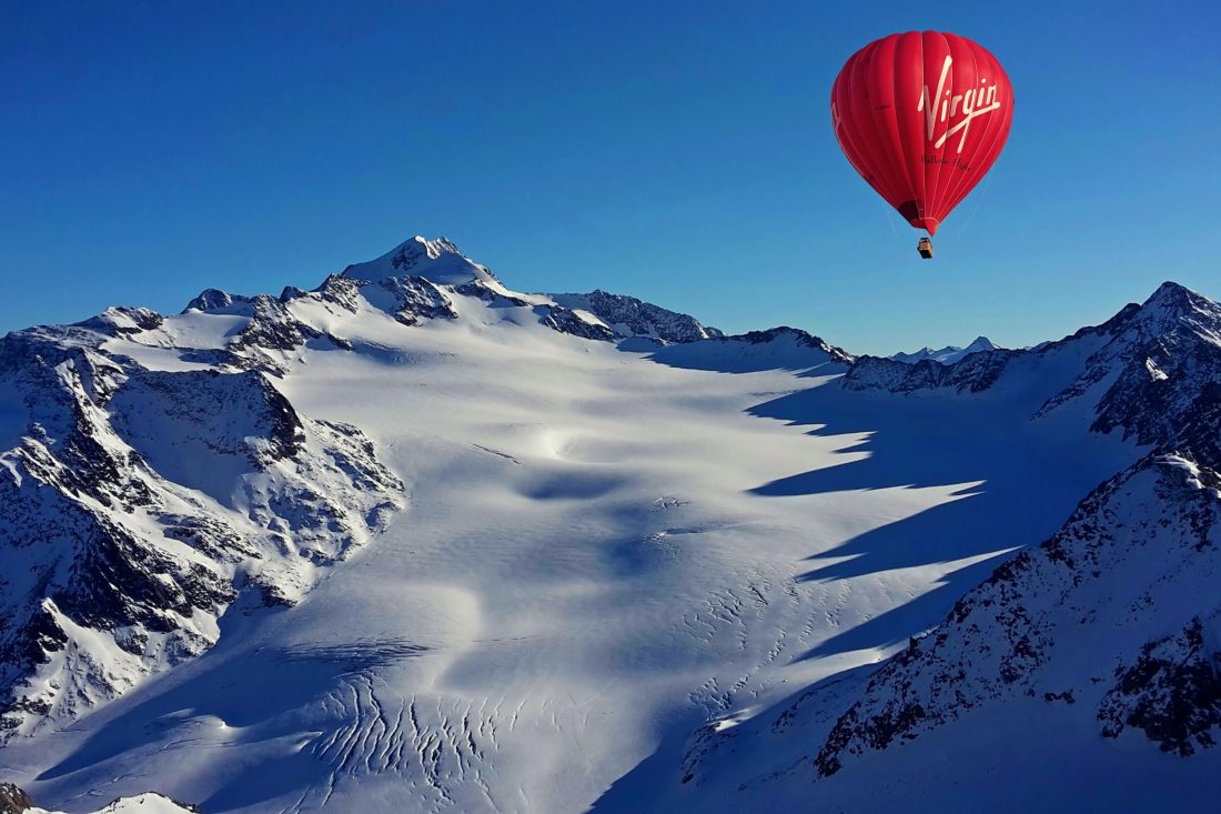 Free stock image of Hot Air Balloon Above Snow