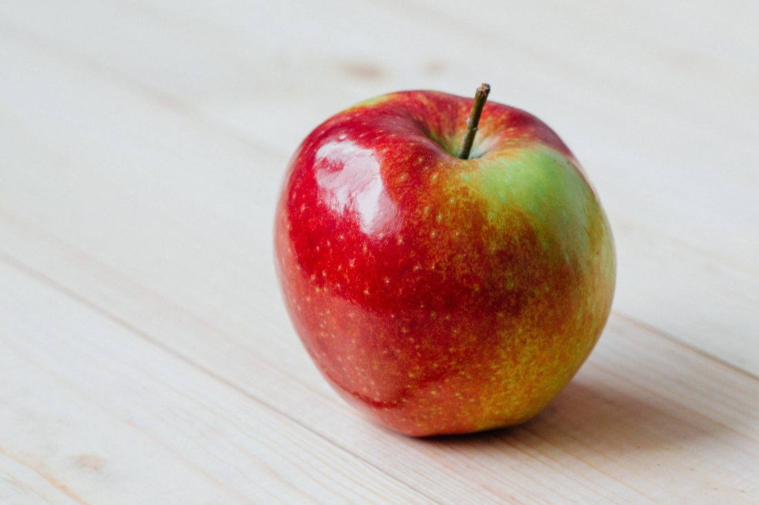 Free stock image of Single Red Apple