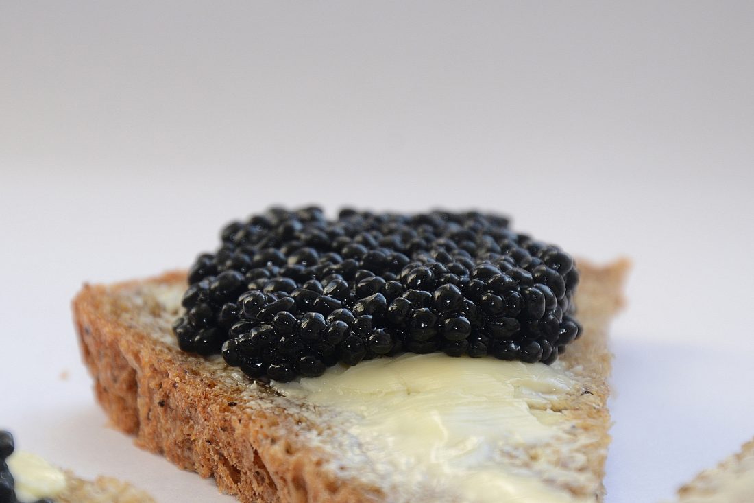Free stock image of Caviar on Bread