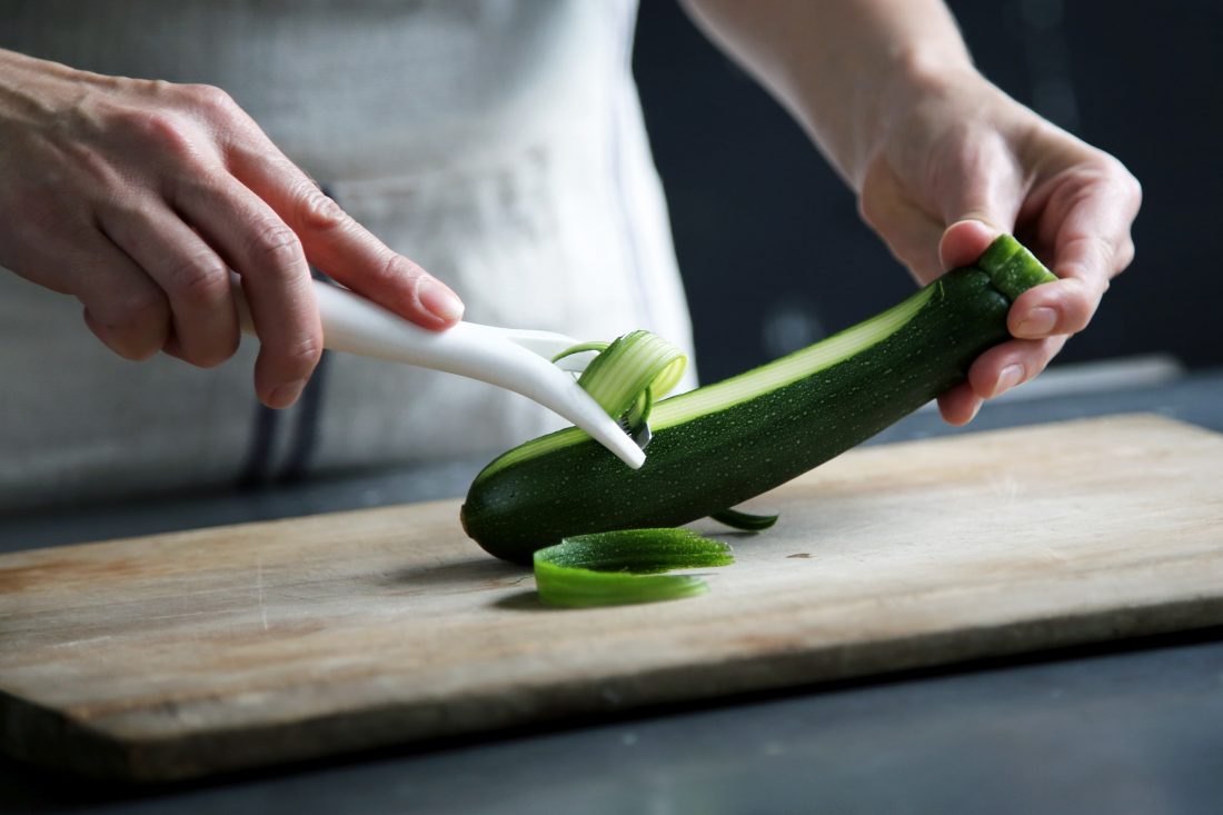 Free stock image of Cutting Vegetables