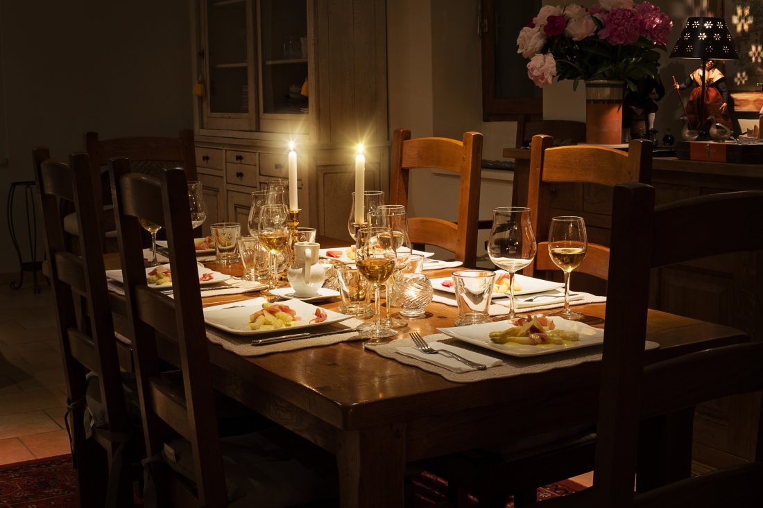 Free stock image of Dinner Table with C&les