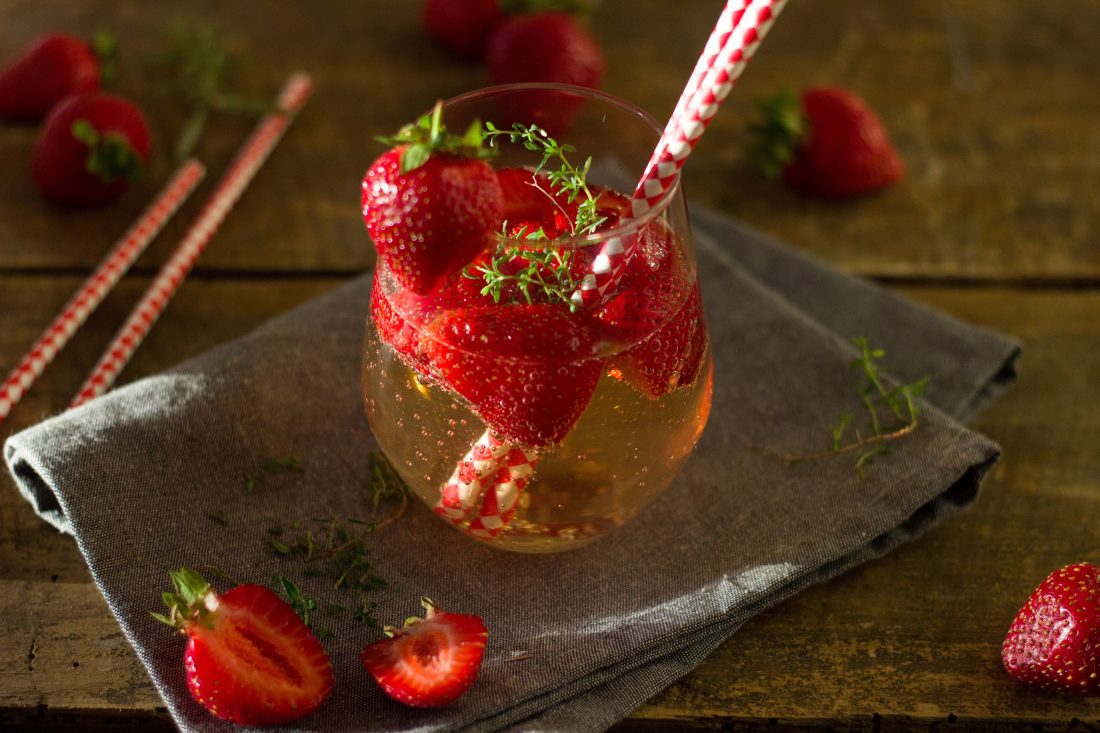 Free stock image of Strawberry Gin Drink