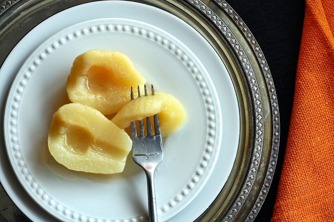 Free stock image of Pears on Plate
