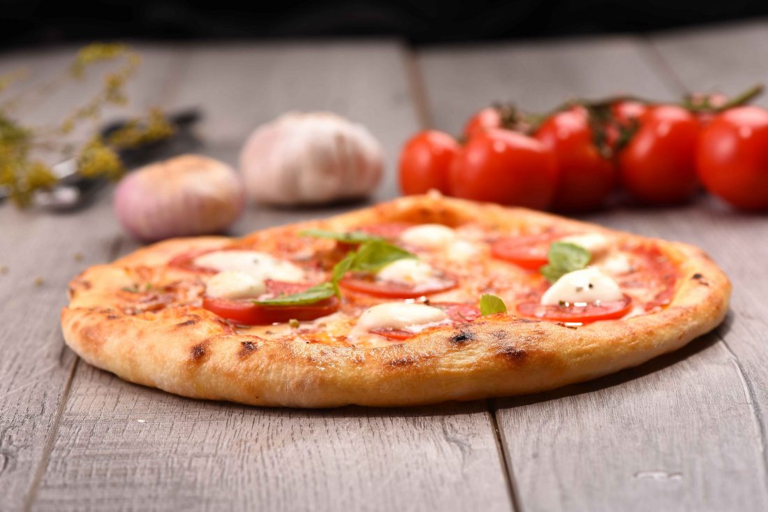 Free stock image of Whole Pizza