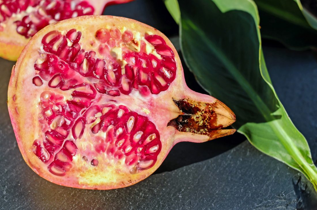 Free stock image of Pomegranate Cut