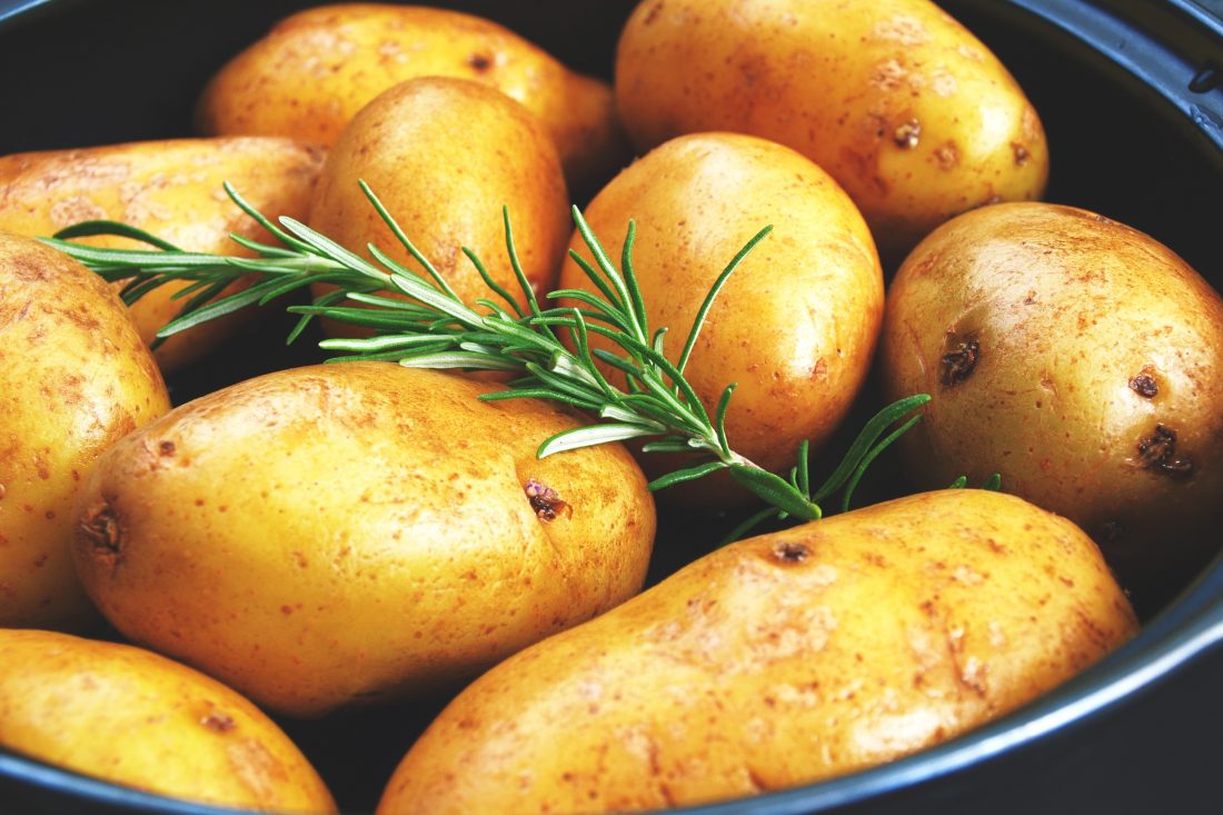 Free stock image of Potatoes & Rosemary