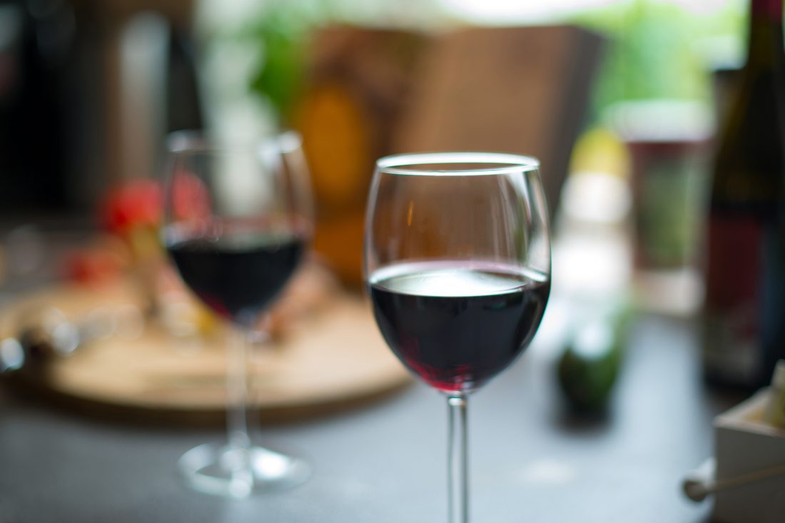 Free stock image of Wine Glasses at Dinner