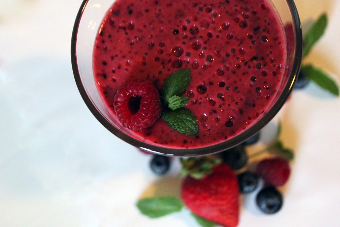 Free stock image of Healthy Red Smoothie