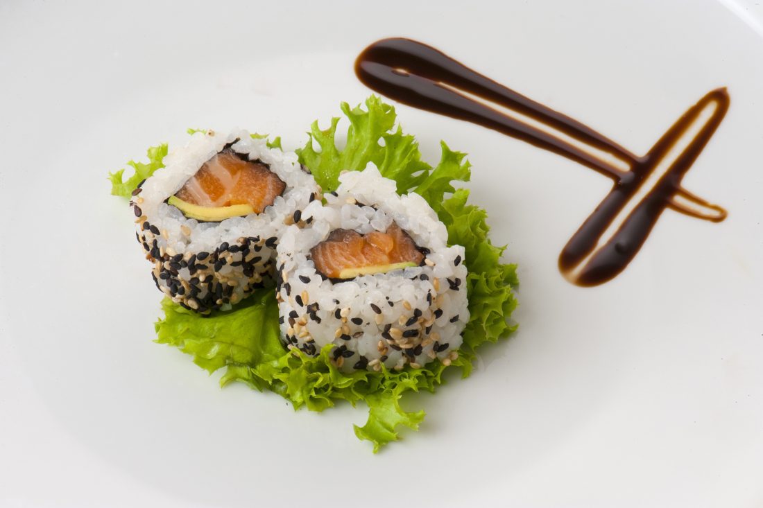 Free stock image of Sushi with Sauce