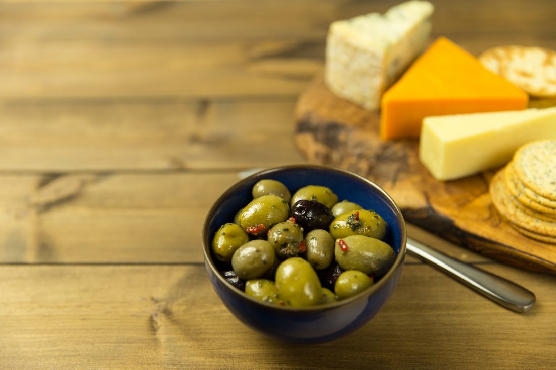 Free stock image of Olives & Cheese