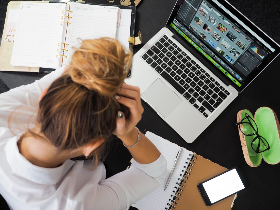 Free stock image of Business Laptop & Calendar