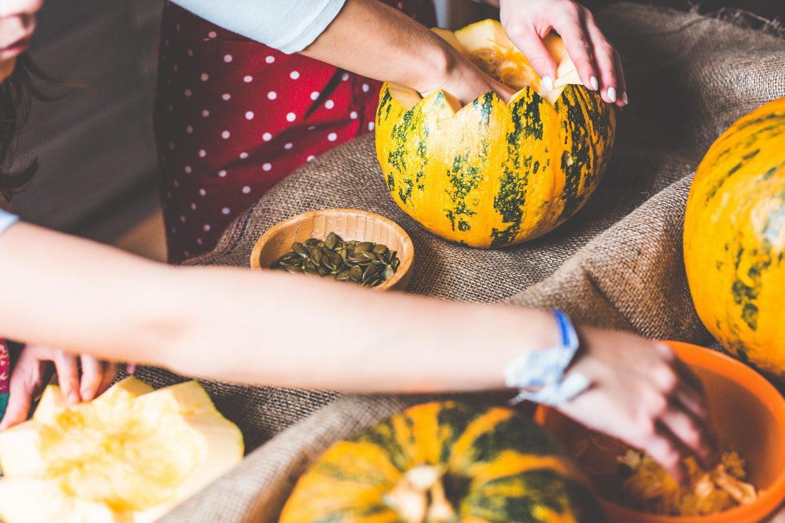 Free stock image of Carving Pumpkins