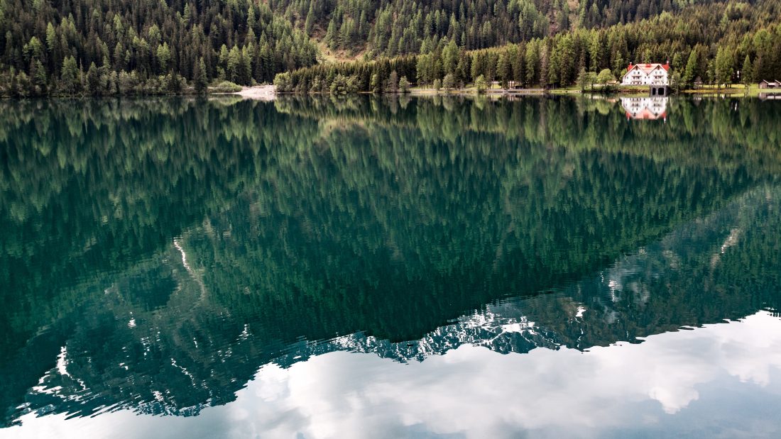 Free stock image of Lake Reflection