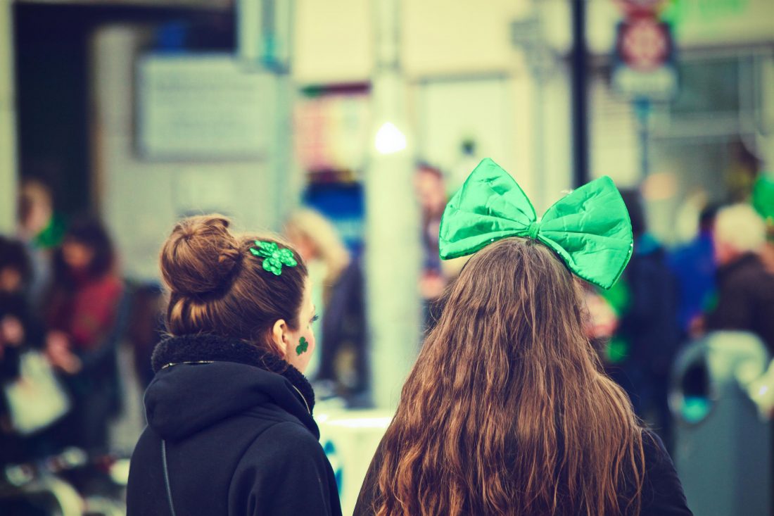 Free stock image of Girls Dressed For Paddys Day
