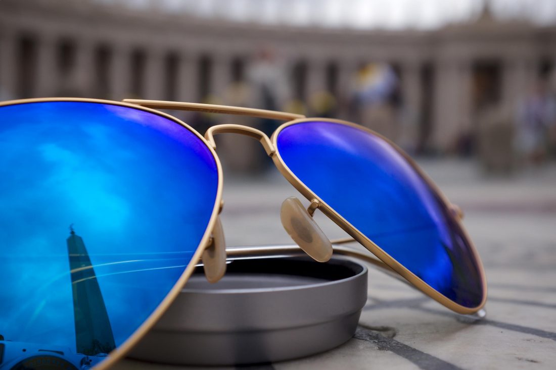 Free stock image of Sunglasses Reflection Obelisk