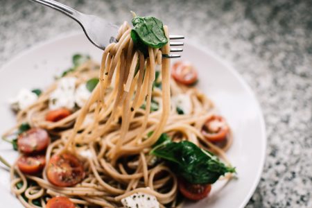 Spaghetti, Fresh Sauce & Basil