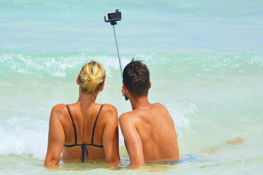 Free stock image of Selfie in Sea
