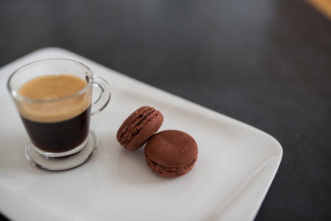Free stock image of Espresso Coffee & Macaroon