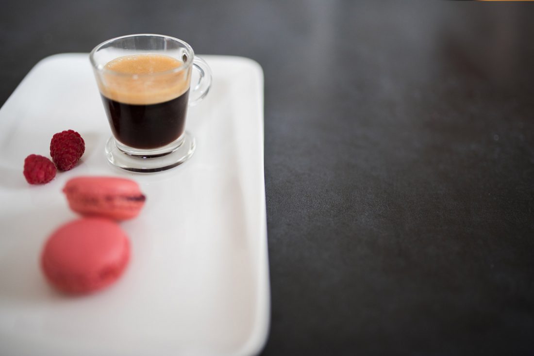 Free stock image of Macaron and Coffee