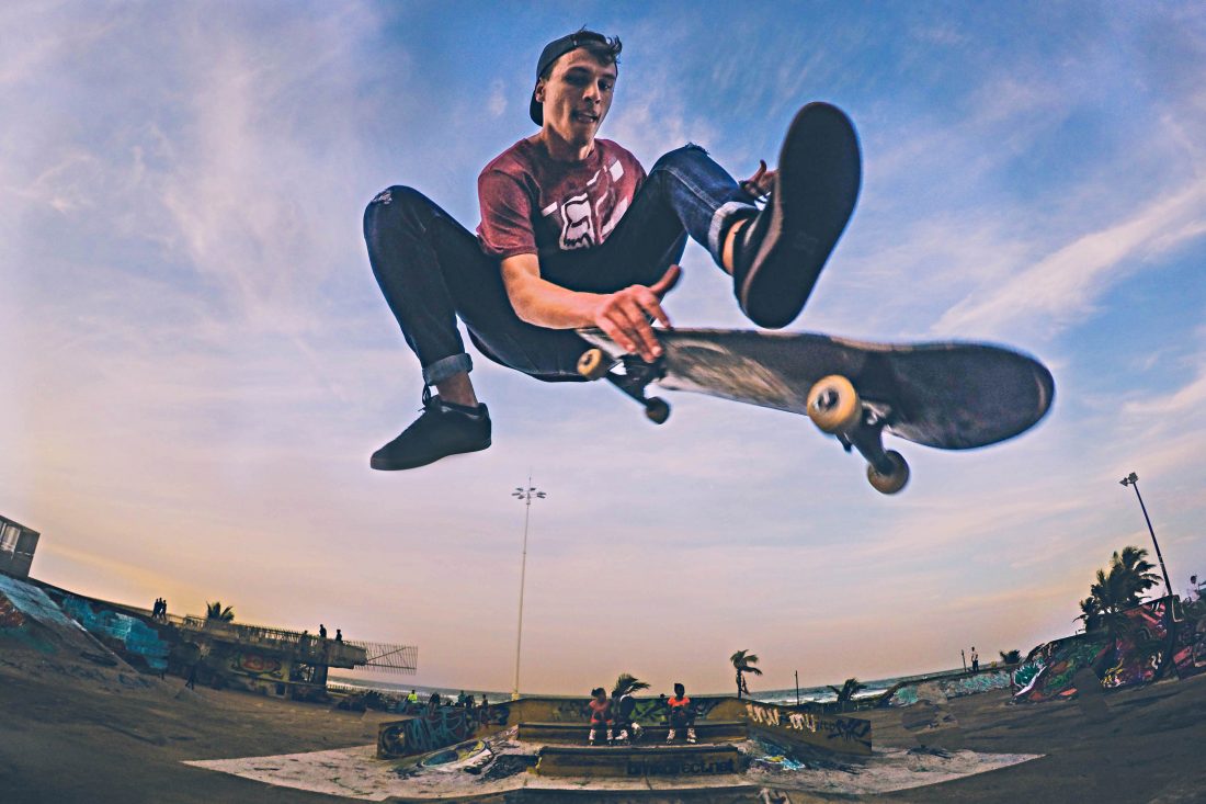 Free stock image of Skateboarder in Air