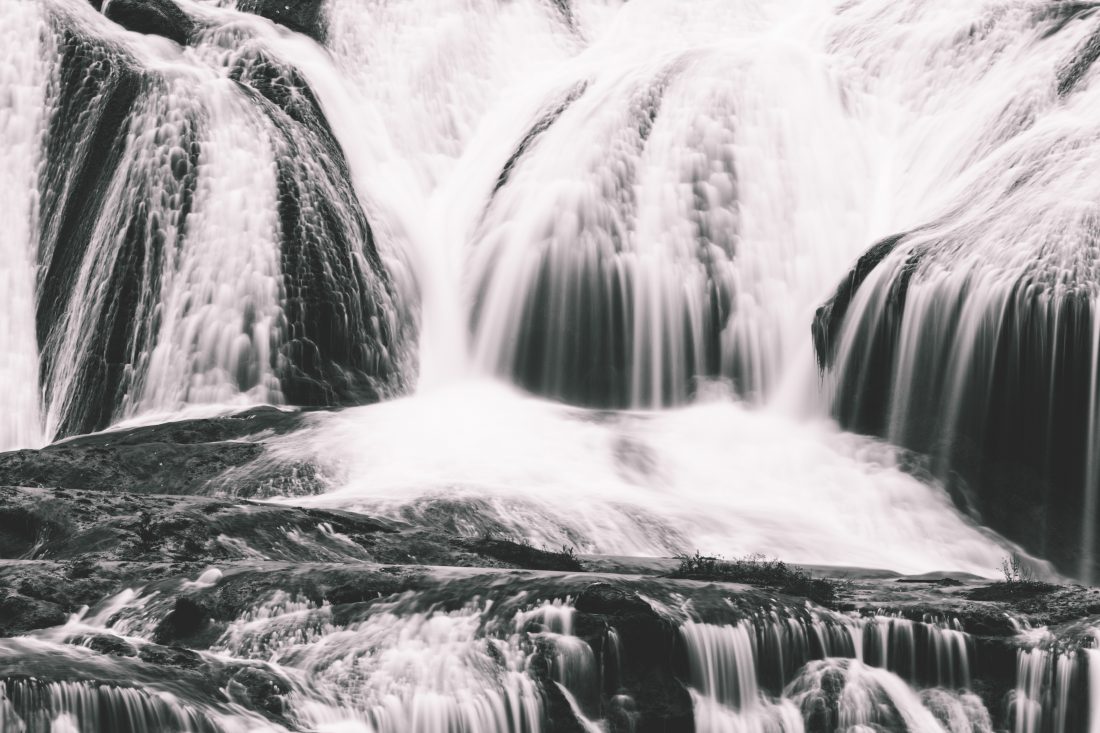 Free stock image of Waterfall Flowing