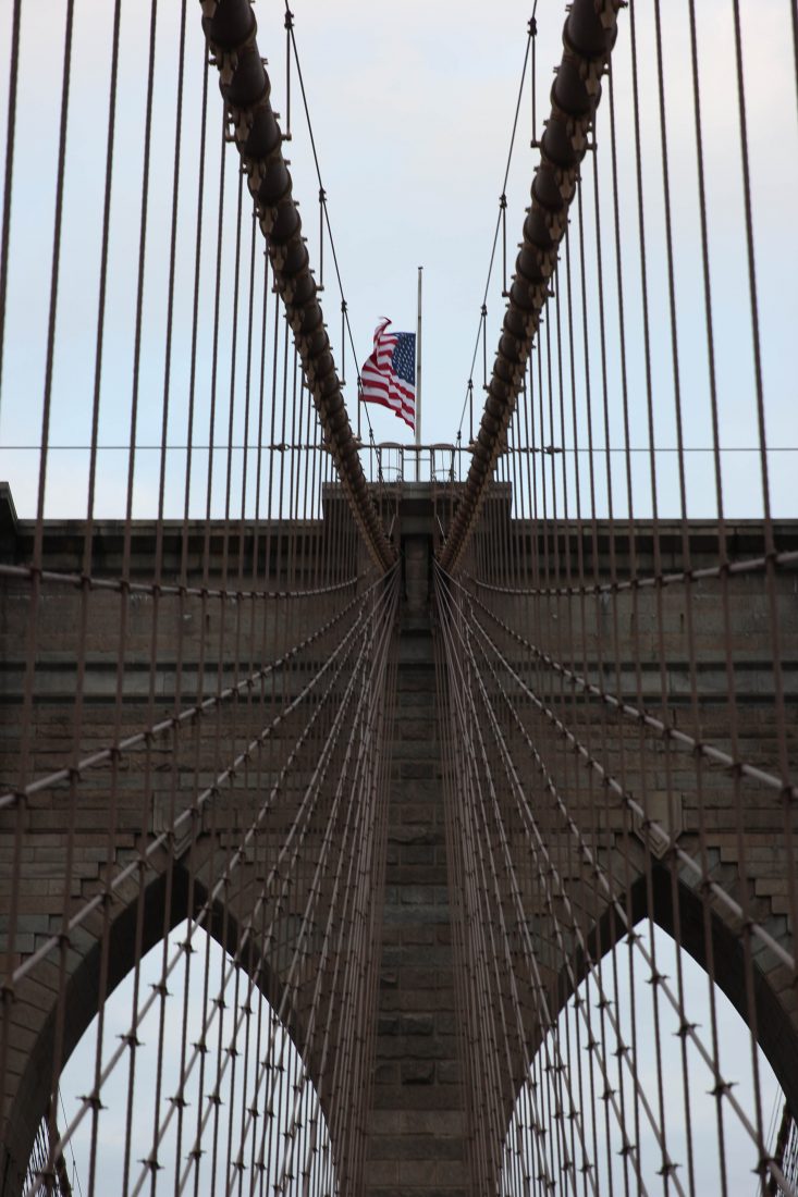 Free stock image of Flag on Brooklyn Bridge