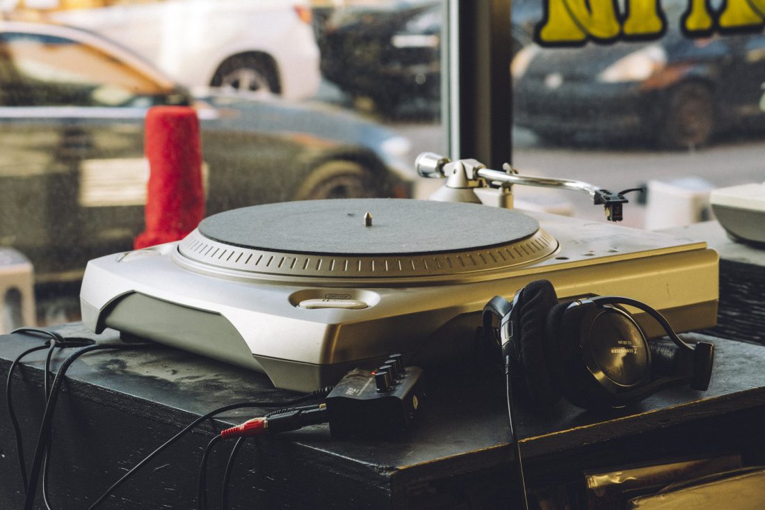 Free stock image of Record Player