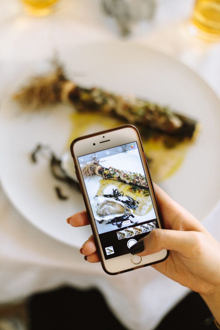 Free stock image of Phone Food Photography