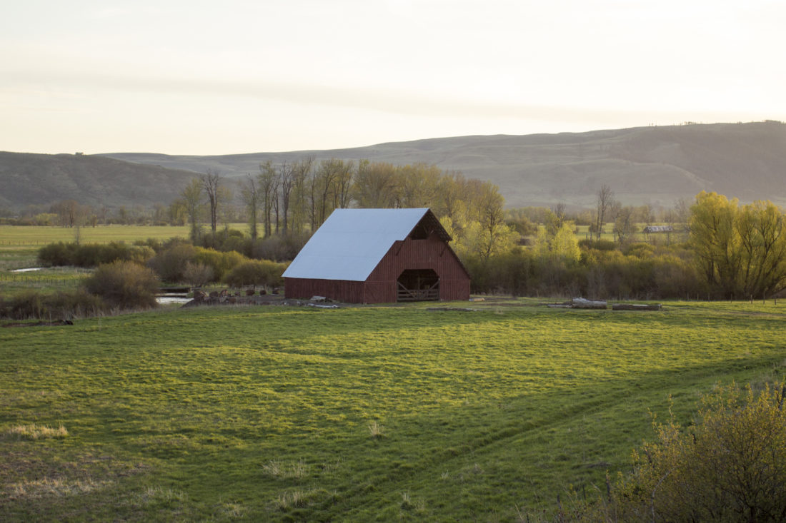 Free stock image of Old Barn