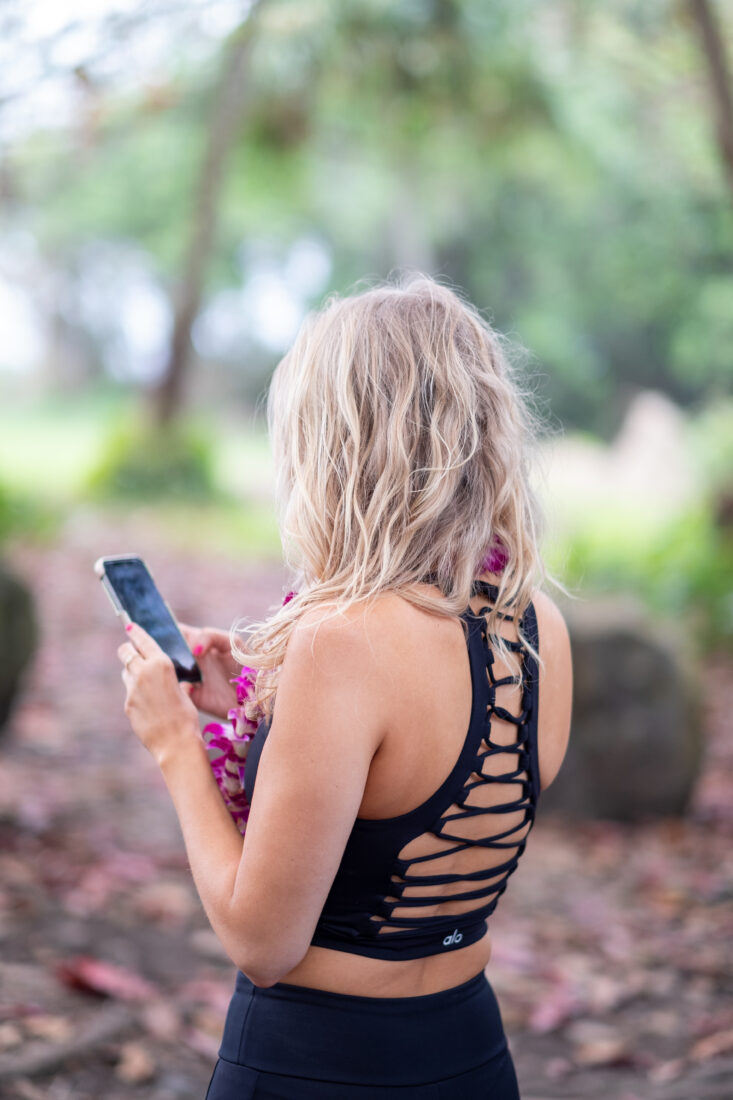 Free stock image of Woman Holding Phone