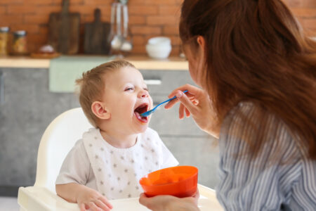 Child Mother Feed