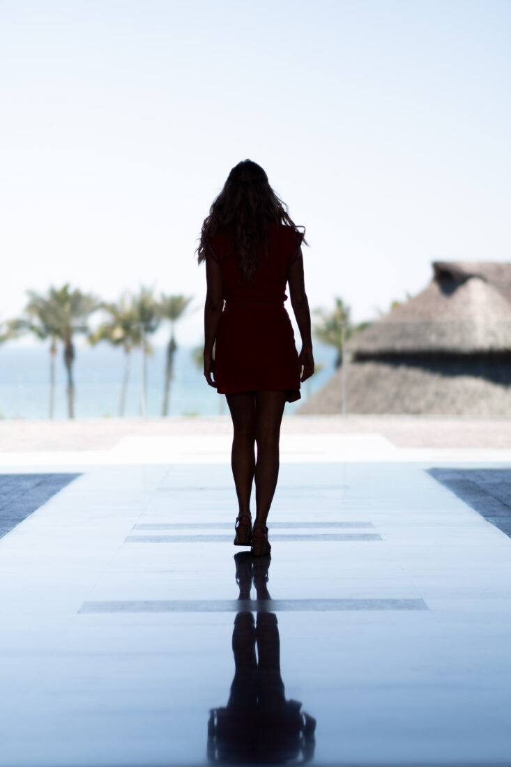Free stock image of Silhouette Woman Walking
