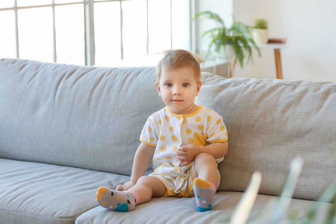 Free stock image of Baby Home Portrait